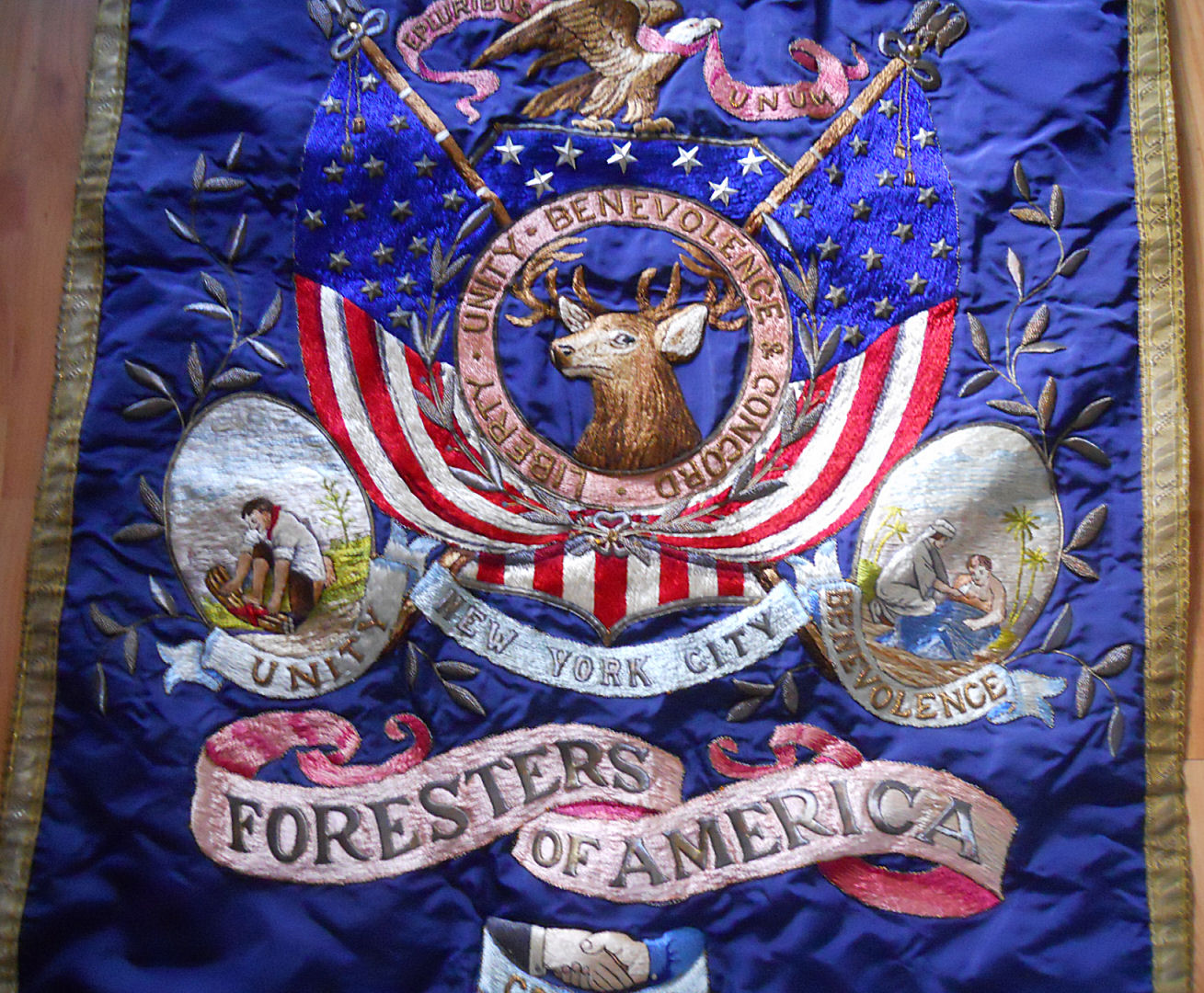 Download this This Banner Was The Property Foresters America Court Fordham picture