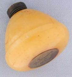 BakeliteMasonicDoorKnob2.jpg (6873 bytes)