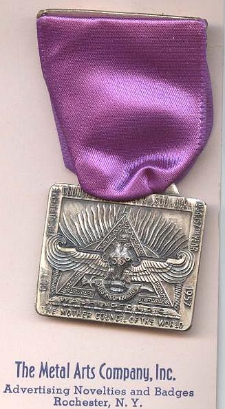 AASR1957SupremeCouncilJewel1.jpg (49358 bytes)