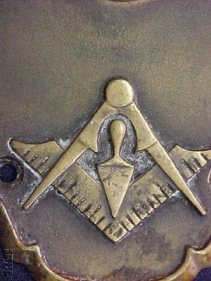 BlueLodgeDoorPlate2.jpg (25693 bytes)