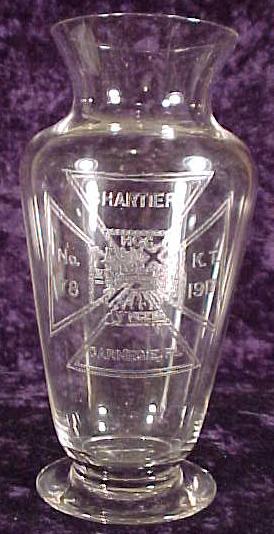 ChartierCmdryEtchedVase1.jpg (34219 bytes)