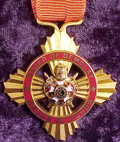 DemolayOrderofHonor1.jpg (59756 bytes)
