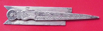 FoldingMasonicSquare2.jpg (17537 bytes)