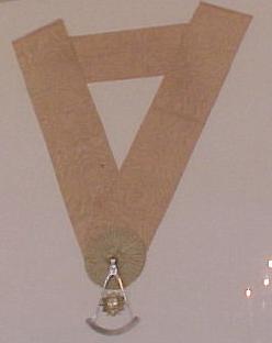 GWMastersJewel1.jpg (5841 bytes)