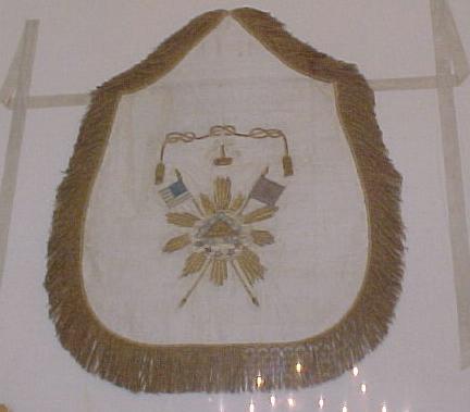 GWWatsonCasoulApron1.jpg (16910 bytes)