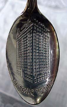 IndianSpoonChicagoMasTemple2.jpg (26129 bytes)