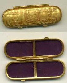 KTChicagoCmdryBrassBox2.jpg (9929 bytes)