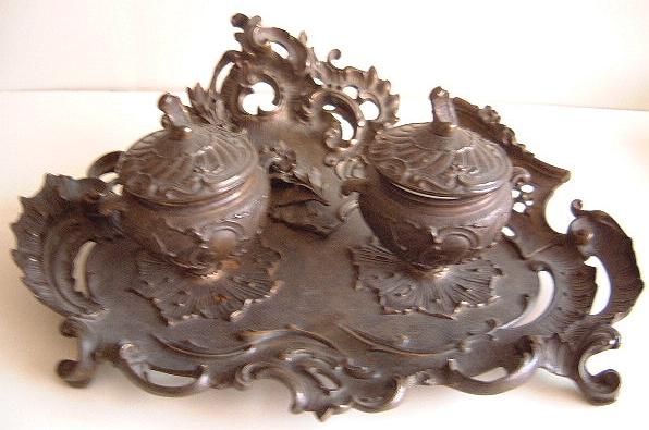 MasonicRoccocoInkwell1.jpg (38164 bytes)