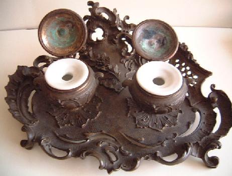MasonicRoccocoInkwell2.jpg (28474 bytes)