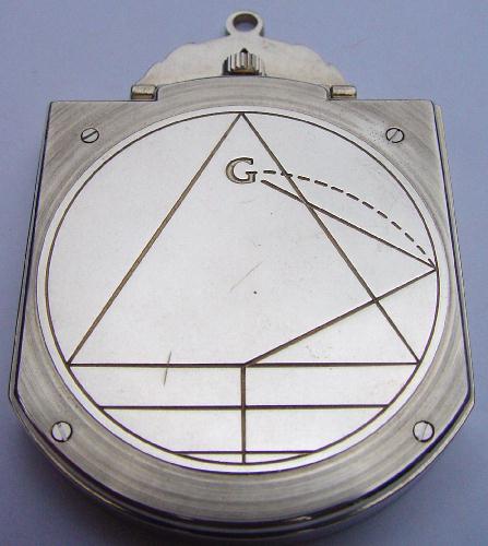 MinervaMasonicWatch2.jpg (47427 bytes)