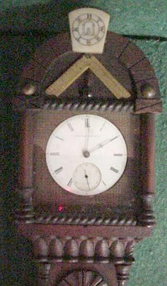 MiniatureMasonicGrandfatherClock3.jpg (39422 bytes)