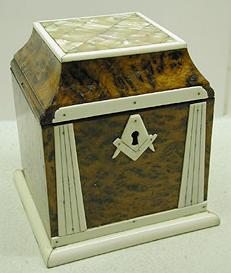 MotherofPearlTeaCaddy1.jpg (12095 bytes)