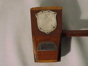 OldGavelwSilverEngraving2.jpg (8078 bytes)