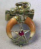 ShrineYRfob1.jpg (50430 bytes)