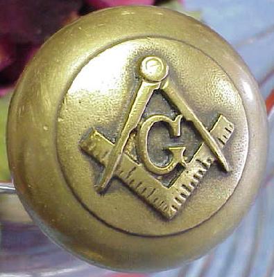 SquarenCompassesDoorKnob1.jpg (28508 bytes)