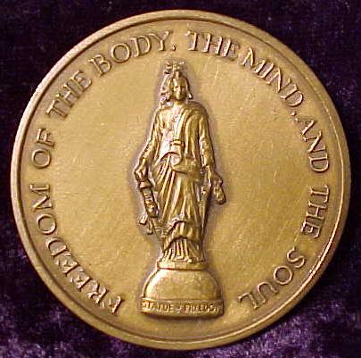 StatueofFreedomMedallion1.jpg (35707 bytes)