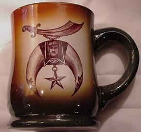 ZigaZagTempleMug1.jpg (12759 bytes)