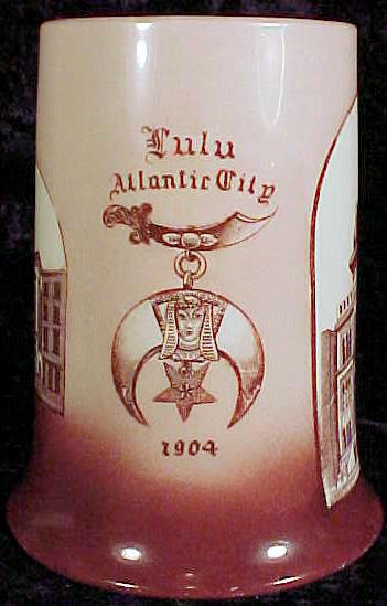 lulumug1.jpg (27144 bytes)