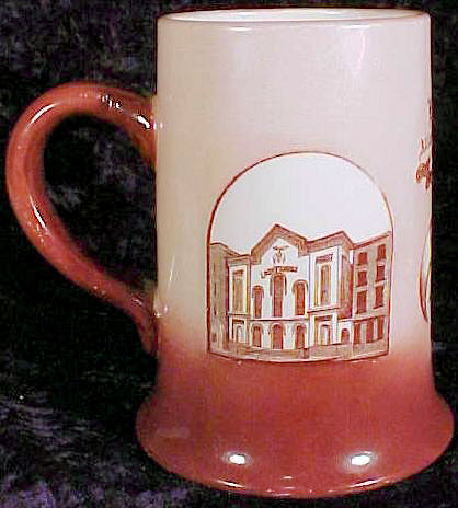 lulumug3.jpg (26750 bytes)